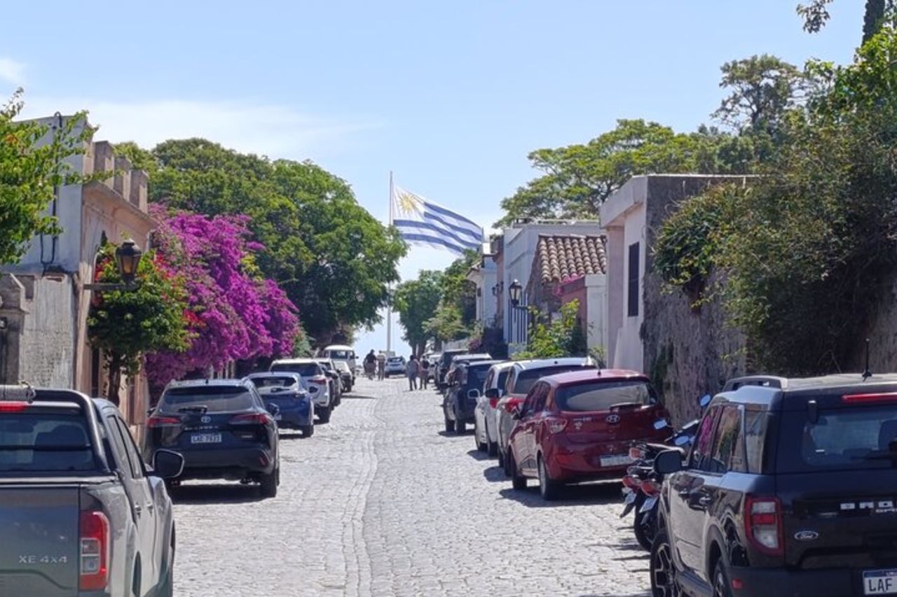 Tour completo della città di Colonia del Sacramento con veicolo privato — 8