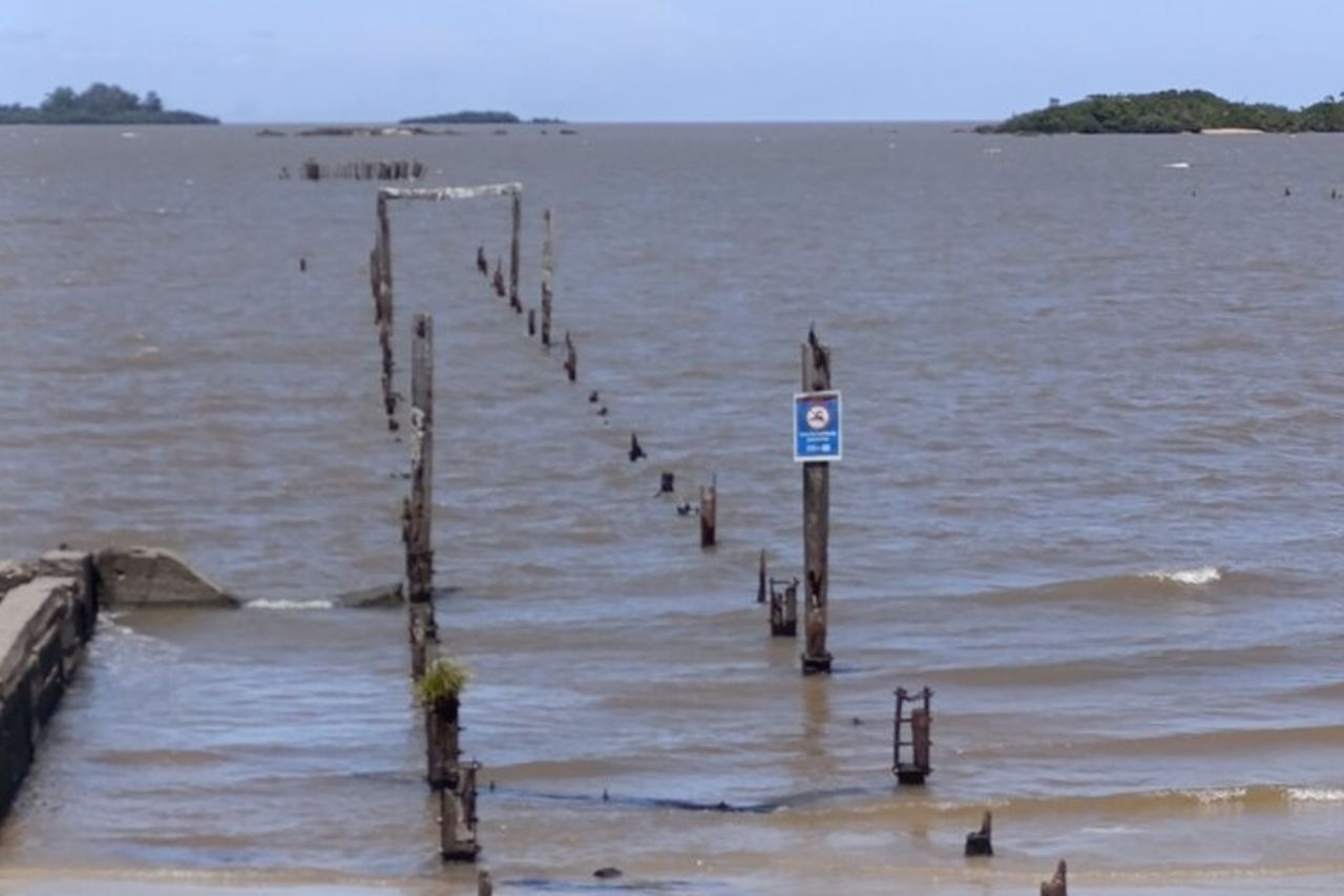 Tour completo della città di Colonia del Sacramento con veicolo privato — 9