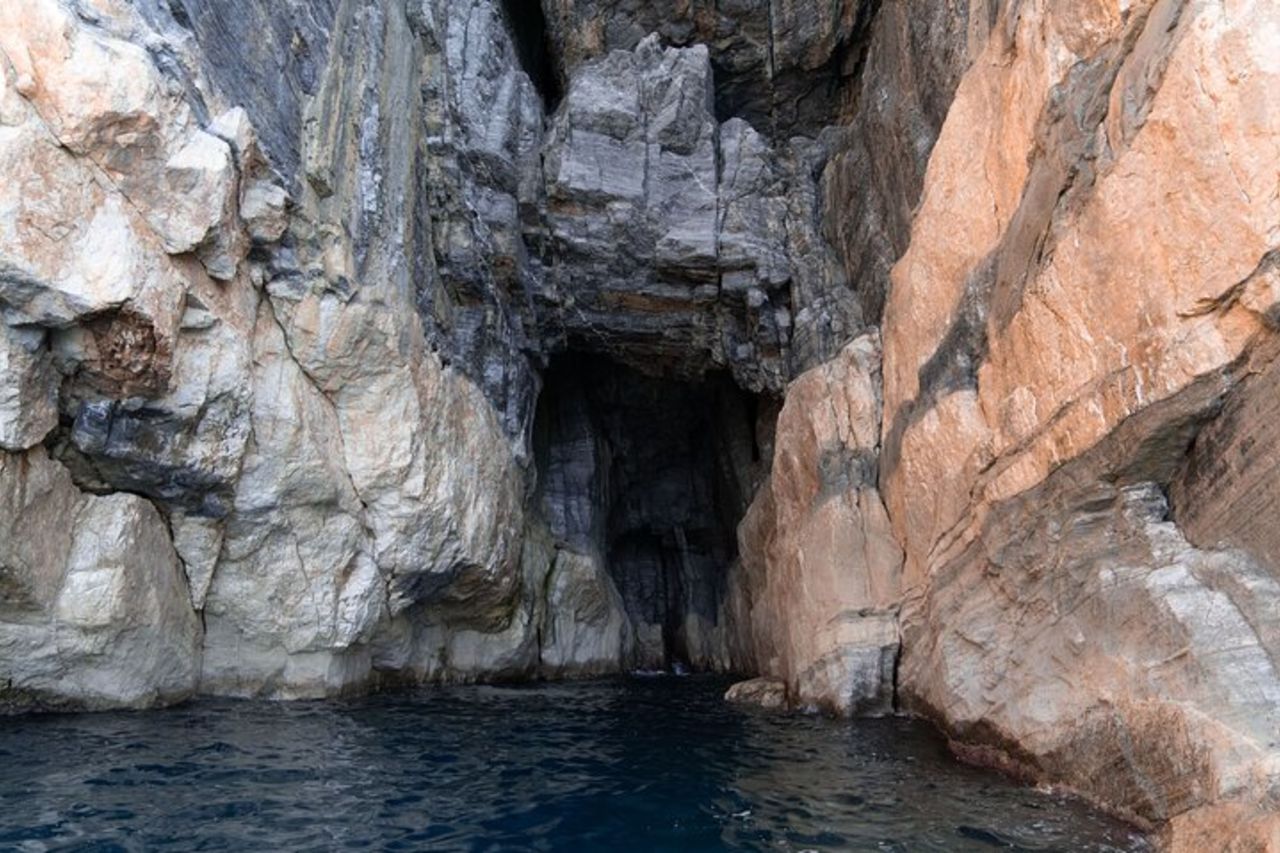 Tour del Golfo dei Poeti Visita a Porto Venere e Isola Palmaria — 9