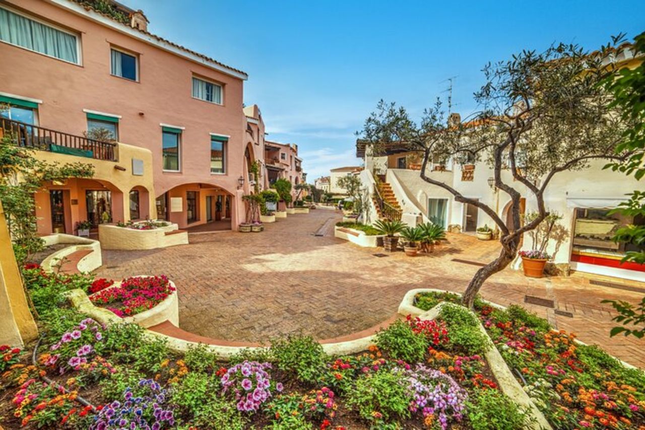 Escursione privata a terra a Olbia: Costa Smeralda e Porto Cervo — 2