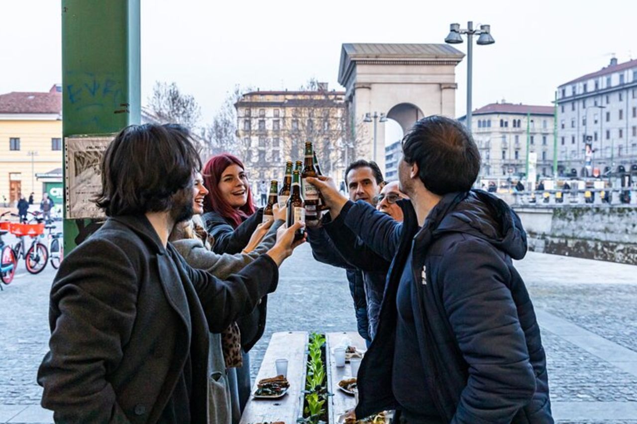 Milano: Tour dei Navigli Food & Drinks con Eating Europe — 5