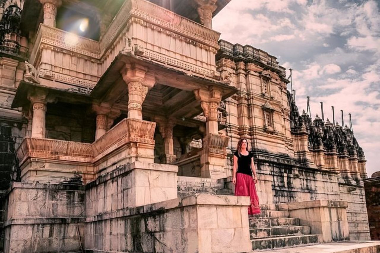 Gita di un giorno a Kumbhalgarh e Ranakpur da Udaipur con guida e pranzo