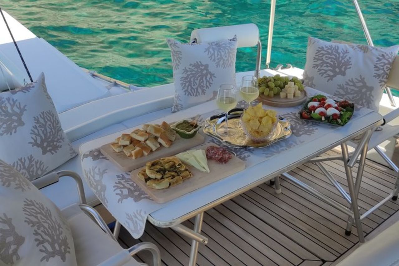 Dal Golfo dei Poeti a Punta Pineda e isole 7 ore max 9 persone — 4