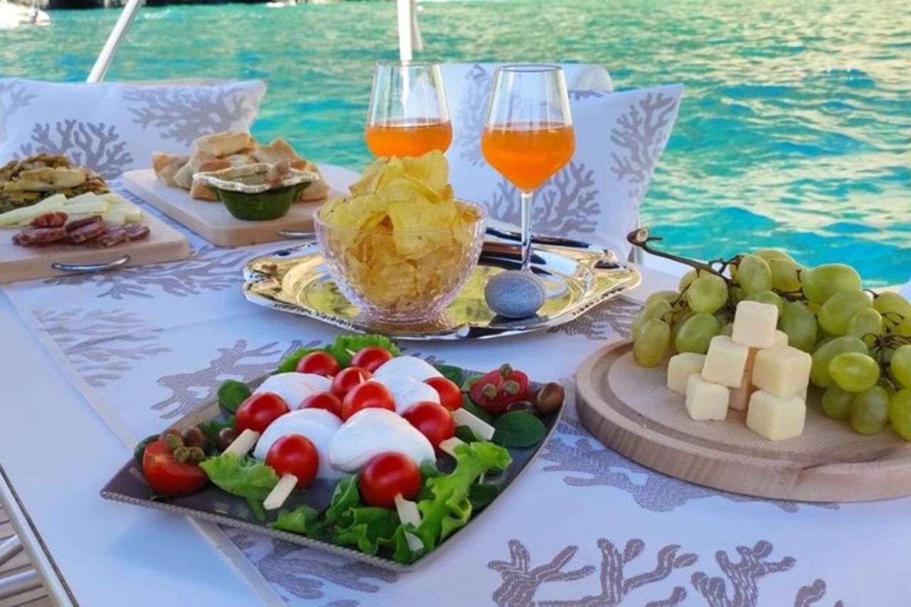 Dal Golfo dei Poeti a Punta Pineda e isole 7 ore max 9 persone — 6