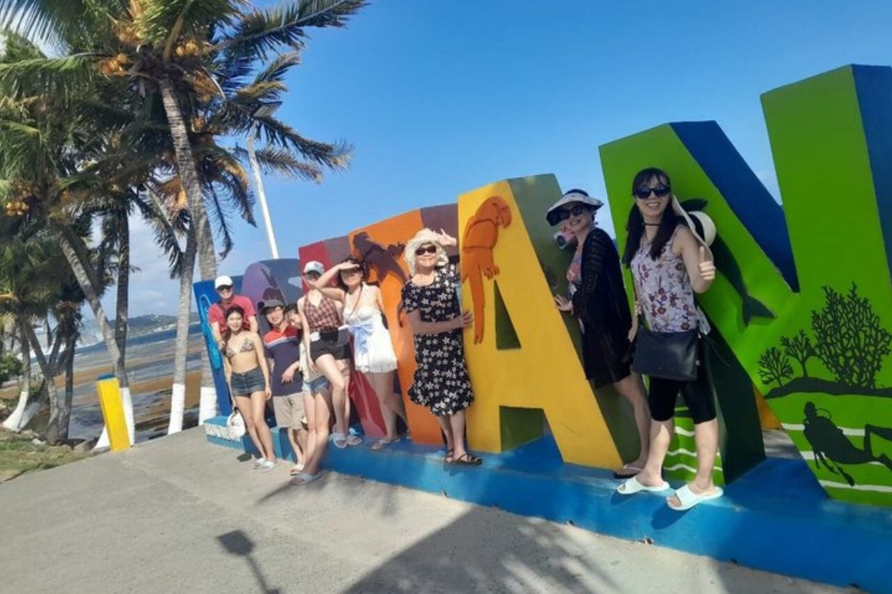 Roatan Island Tour più Beach Break — 2