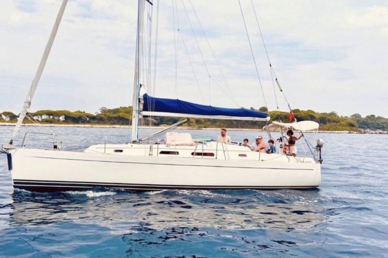 Fuga in barca a vela privata - Isole Lerins e acque cristalline — 4