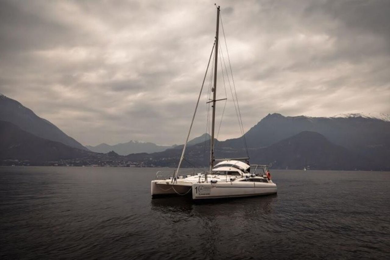 Sailing Catamaran 4h on Lake Como con aperitivo - Best Boat Hire — 4