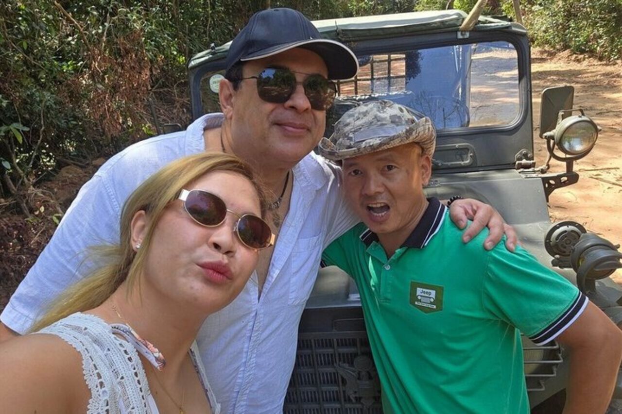 Esplora il sud dell'isola di Phu Quoc in jeep dell'esercito classico — 3