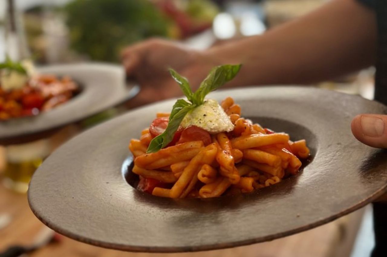 Corso di cucina nella tradizionale casa grotta a Santorini! — 6