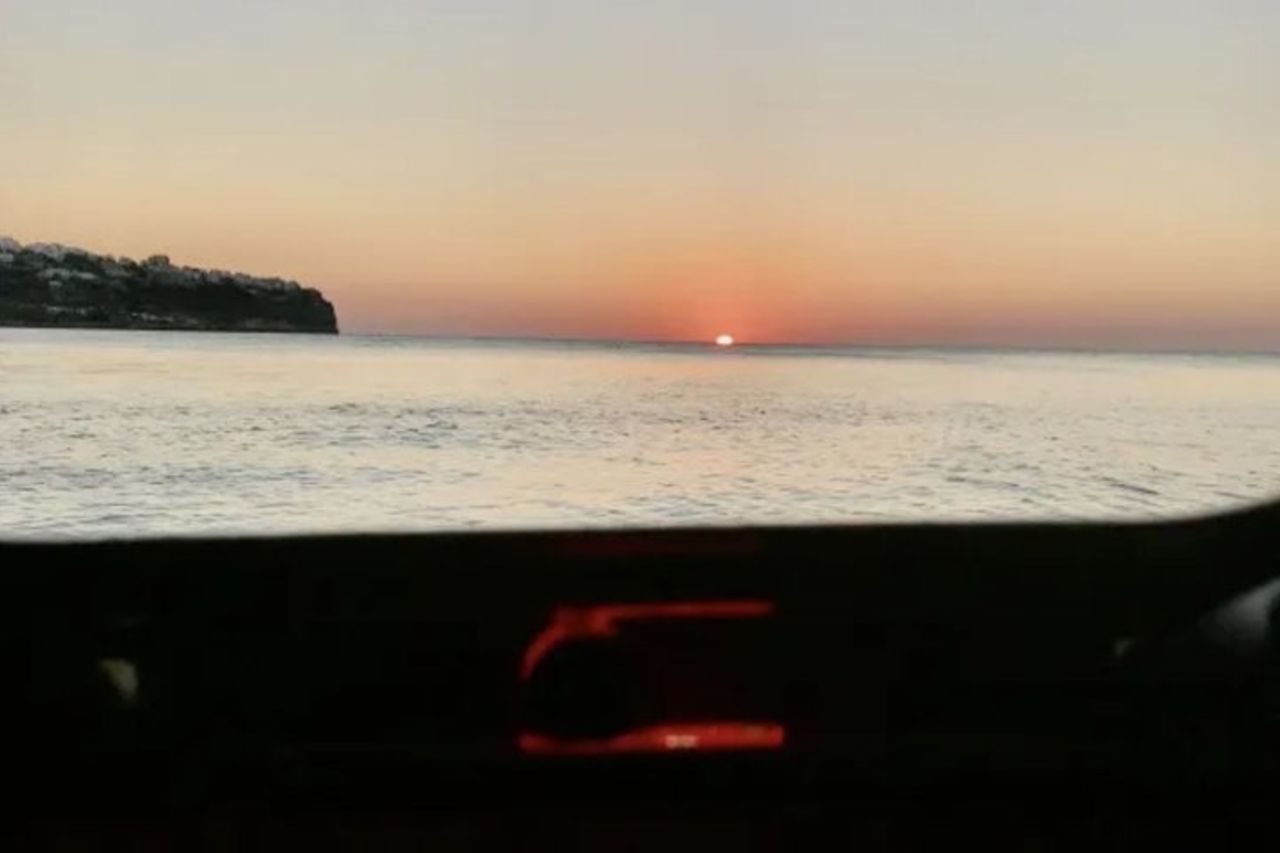 Tour in barca al tramonto nel Gargano con aperitivo e skipper — 3