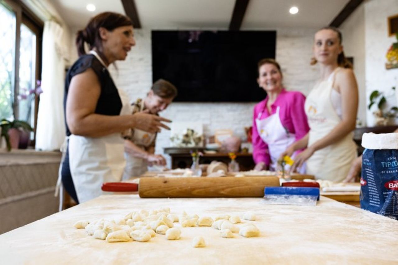 Classe di Gnocchi Sardi Tradizionali nella Scenica Campagna di Nuoro — 2