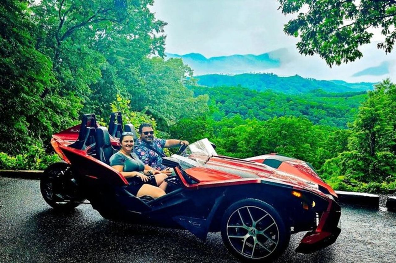 Street‐Legal Slingshot Rental in Viareggio — 5