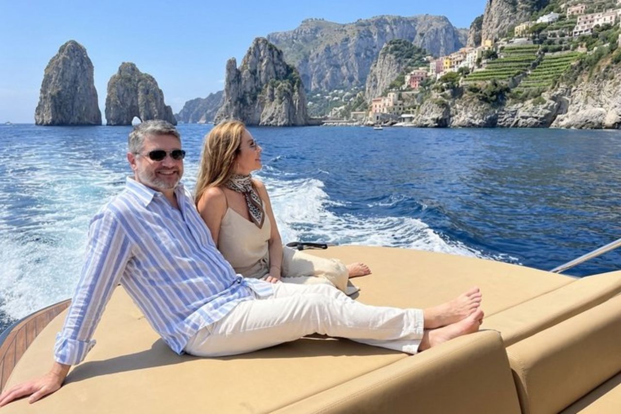 Capri in Barca: Tour Semi-Privato con Capitano Locale — 4