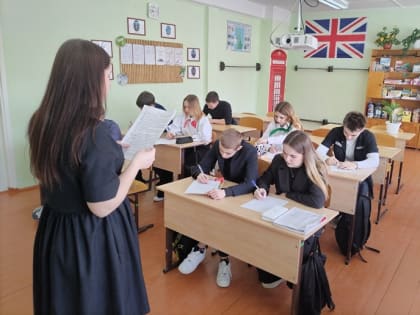 Подведены итоги Единого диктанта по английскому языку, посвященного Дню Победы