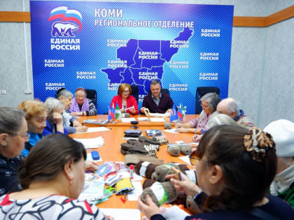 В Республике Коми акция «Тепло для героя» получила большой отклик от старшего поколения