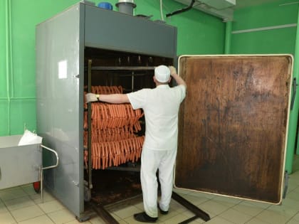 Врач рассказал, какую еду надо избегать, чтобы продлить молодость