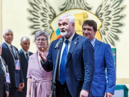 В Сыктывкаре при поддержке «Единой России» стартовало первенство России по тяжелой атлетике среди юниоров и юниорок