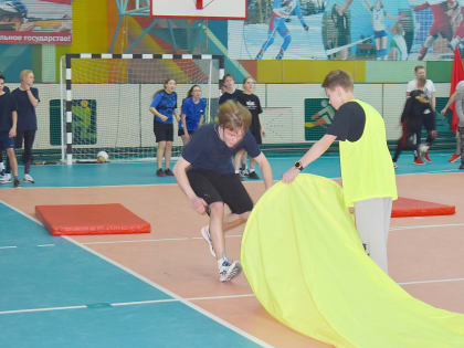 По-дружески и по-мужски