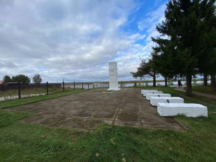 В Ижме закончили реставрацию памятника на средства президентского гранта