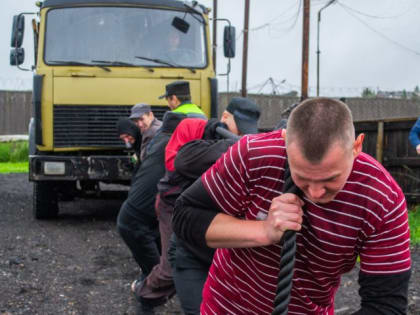 Осужденным в сыктывкарской колонии устроили силовой экстрим