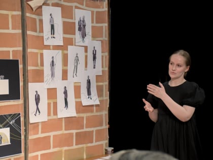 Художник-постановщик спектакля "Рощин.Live" Мария Рогожина: "Ставим спектакль о юности и любви"