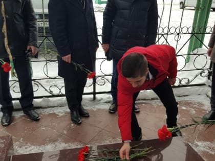 Почтили память ректора Г. В. Рассохина