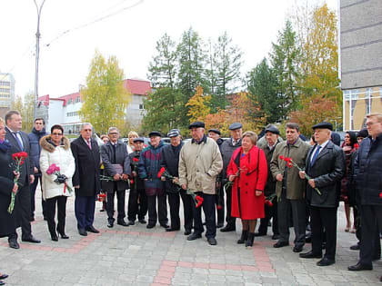 В Сыктывкаре отметили 95-лет со дня рождения Ивана Павловича Морозова