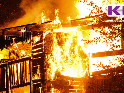 Суд вынес приговор сварщику, по вине которого в поселке Боровой полностью сгорел 8-квартирный дом
