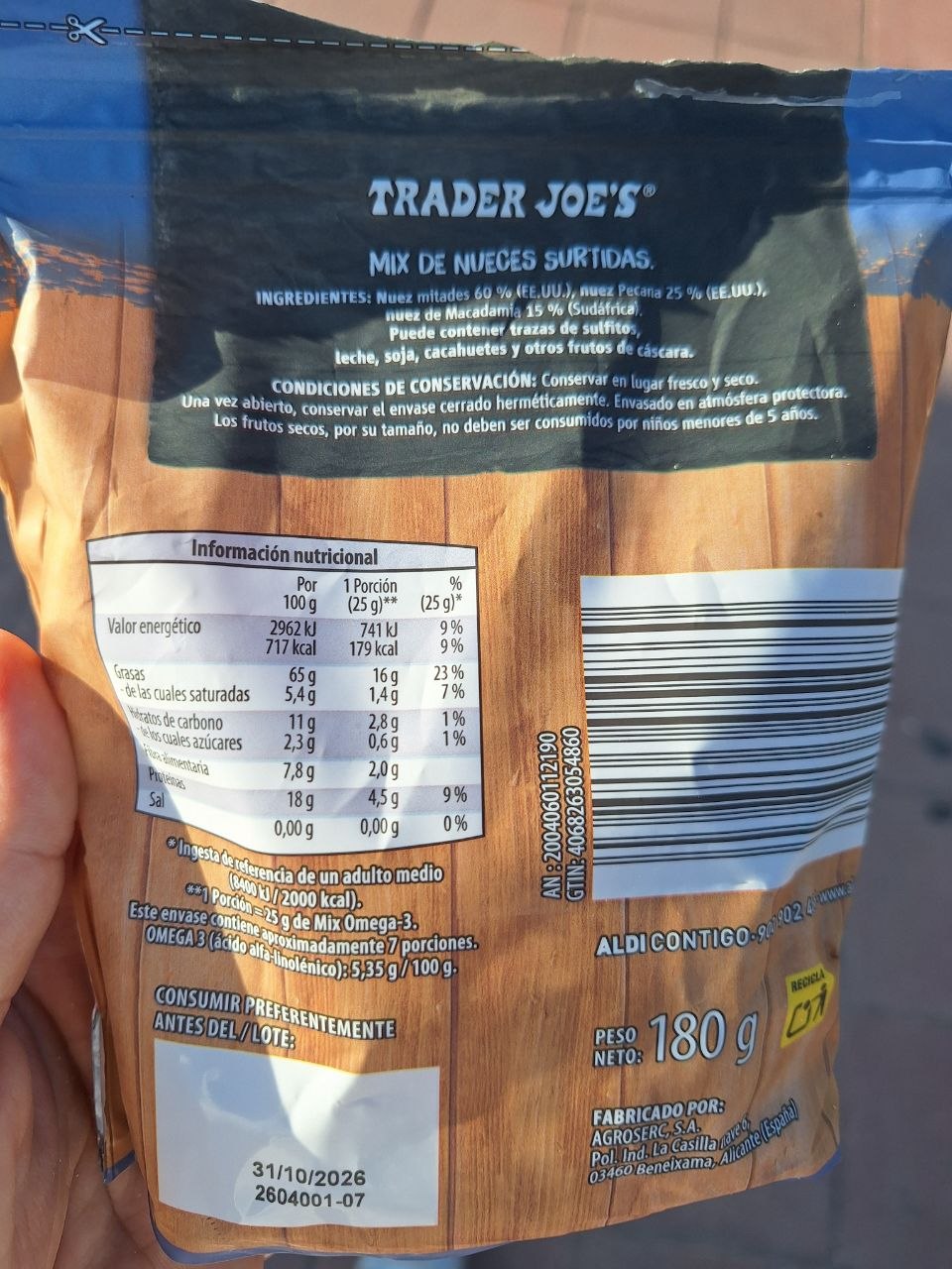 Mix de nueces Trader Joe's en tienda