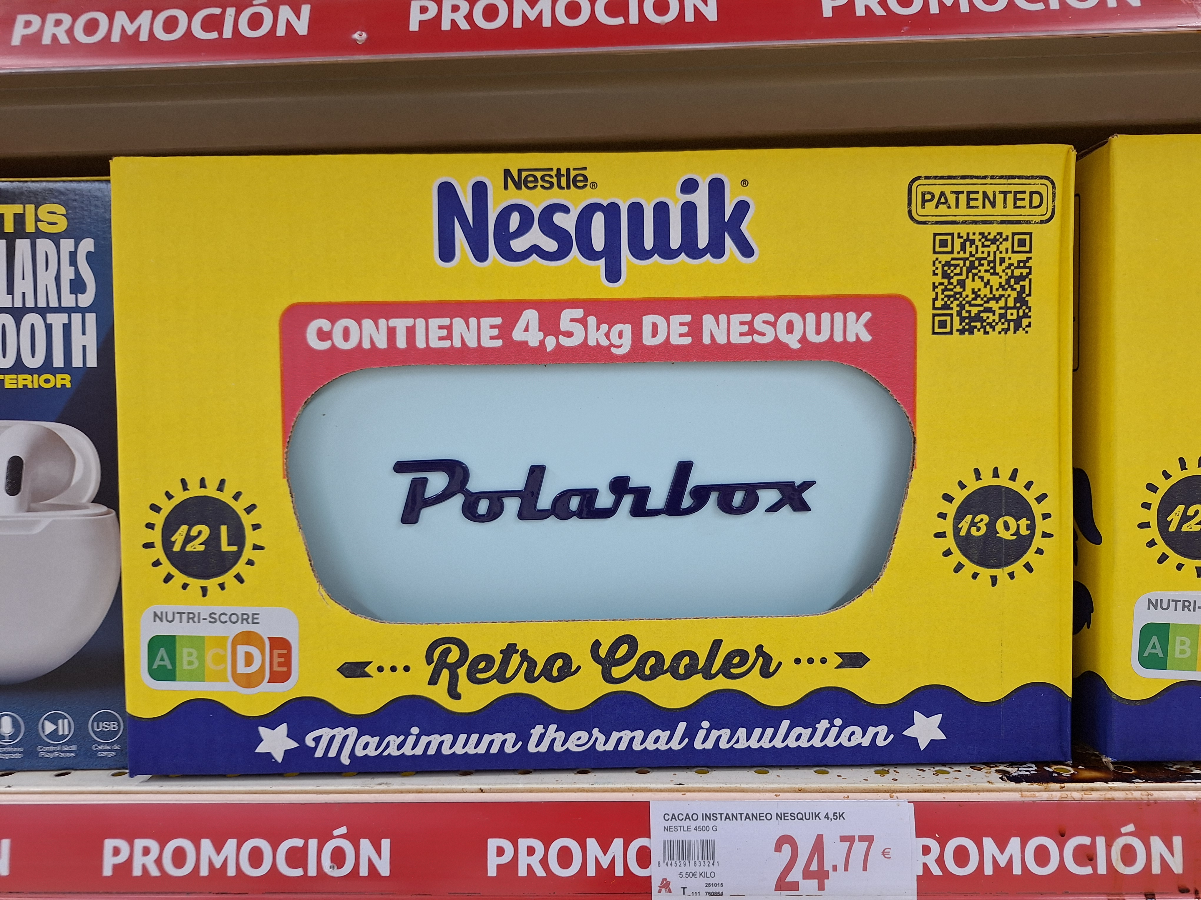 Pack Nesquik con nevera Polarbox retro en el lineal de Alcampo