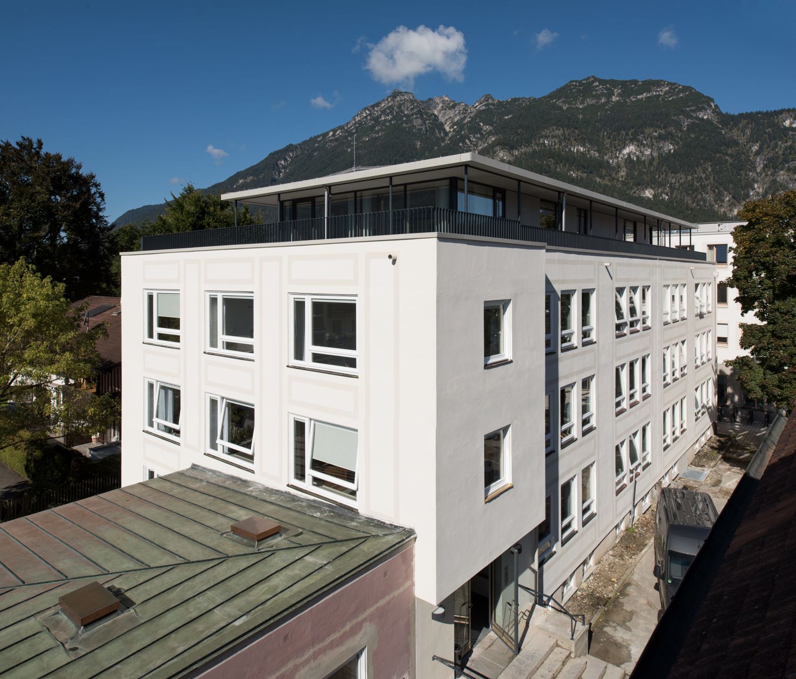 Haus B mit Dachaufstockung