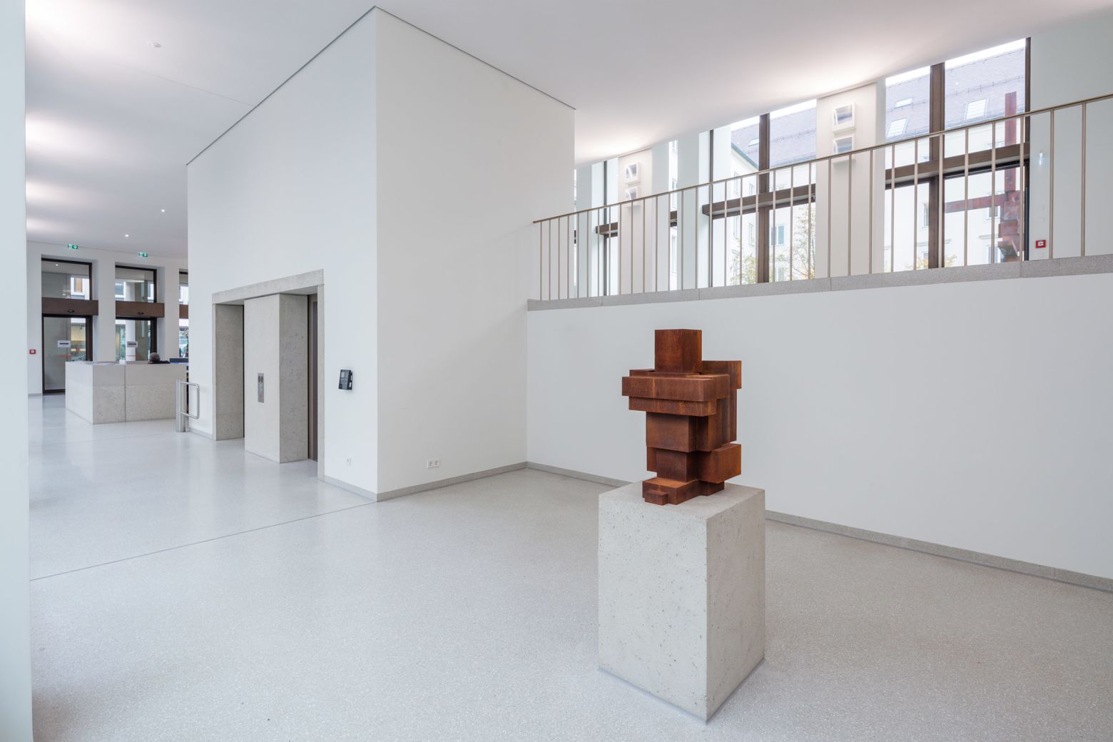 Foyer Straßenniveau