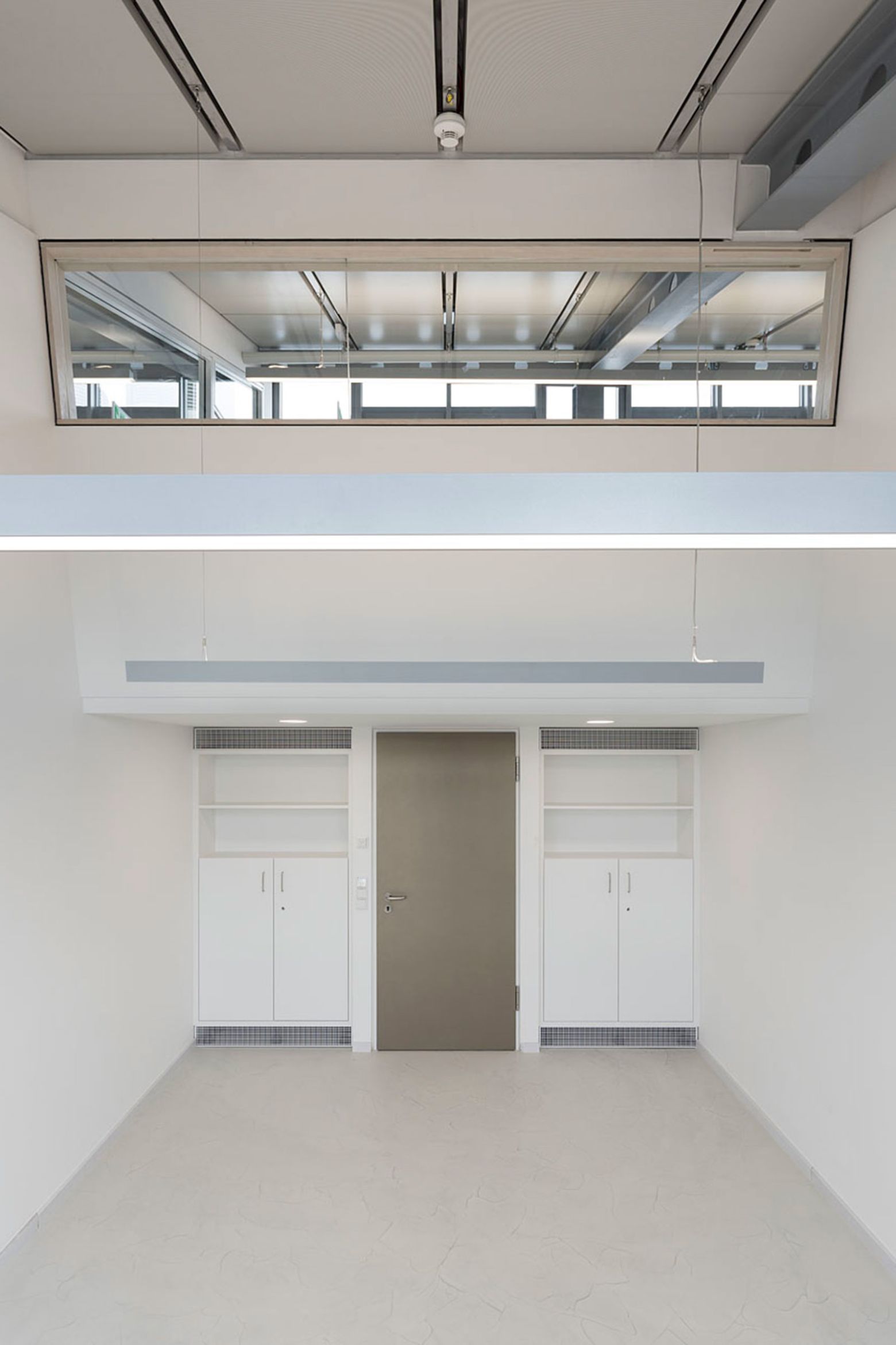 Doppelbüro Blickrichtung Galerie