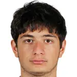 Arshak Koryandisparo a la cabeza
