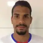 Madison Araújo Costa headshot