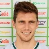 Raul Prata headshot