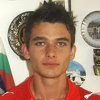 Branimir Kostadinovdisparo a la cabeza