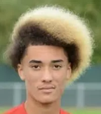 Kylian Gasnierdisparo a la cabeza