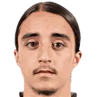 Yassine Kechtadisparo a la cabeza