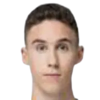Mátyás Kovácsdisparo a la cabeza