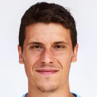 Davide Cais headshot