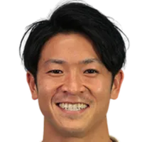 Ryo Takanodisparo a la cabeza