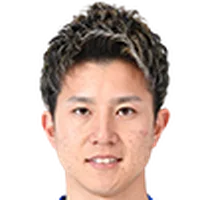 Takafumi Yamadadisparo a la cabeza