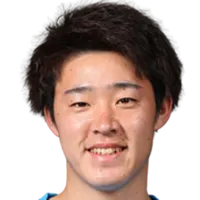 Yuya Takagidisparo a la cabeza