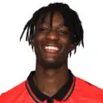 Ibrahim Cissokodisparo a la cabeza