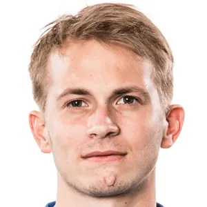 Eirik Hestaddisparo a la cabeza