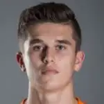 Dawid Pakulskidisparo a la cabeza