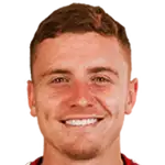 Lewis MacLeod headshot