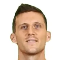 Milan Mitrovićdisparo a la cabeza