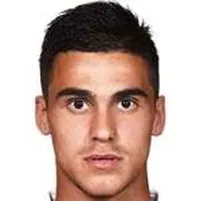 Milutin Vidosavljevićdisparo a la cabeza